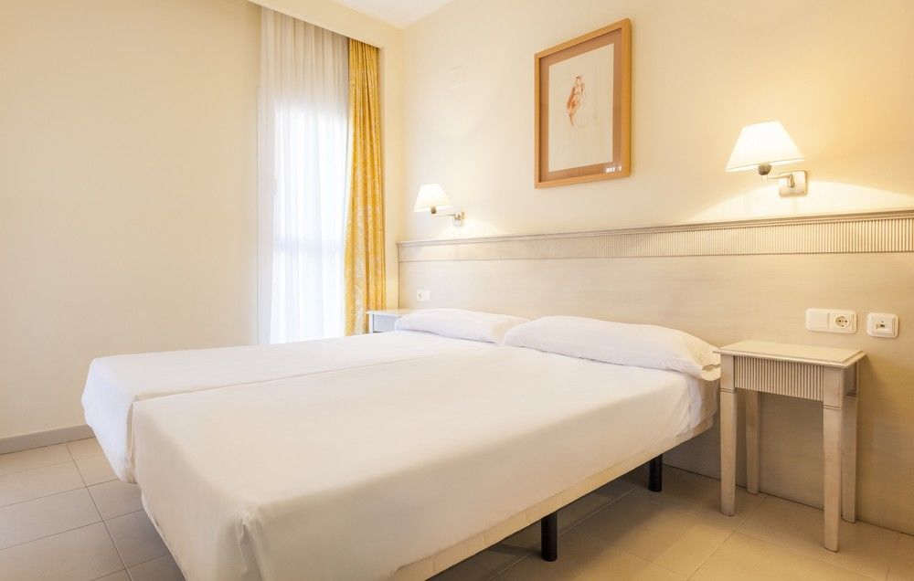Aparthotel Ilunion Sancti Petri Novo Sancti Petri Ngoại thất bức ảnh